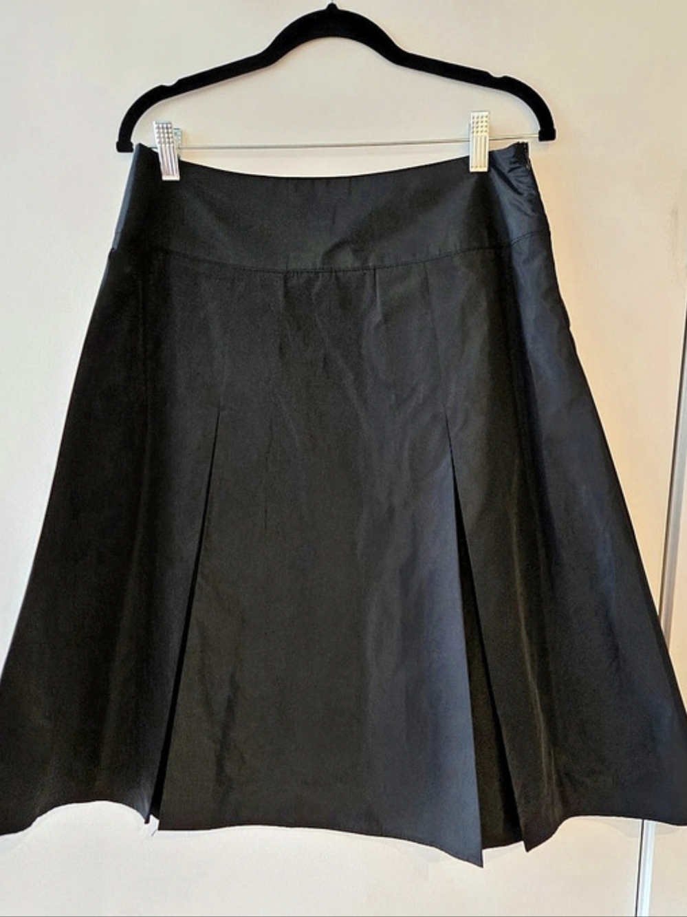 Contemporaine Full A-Line Skirt in Black Size 8 Like New